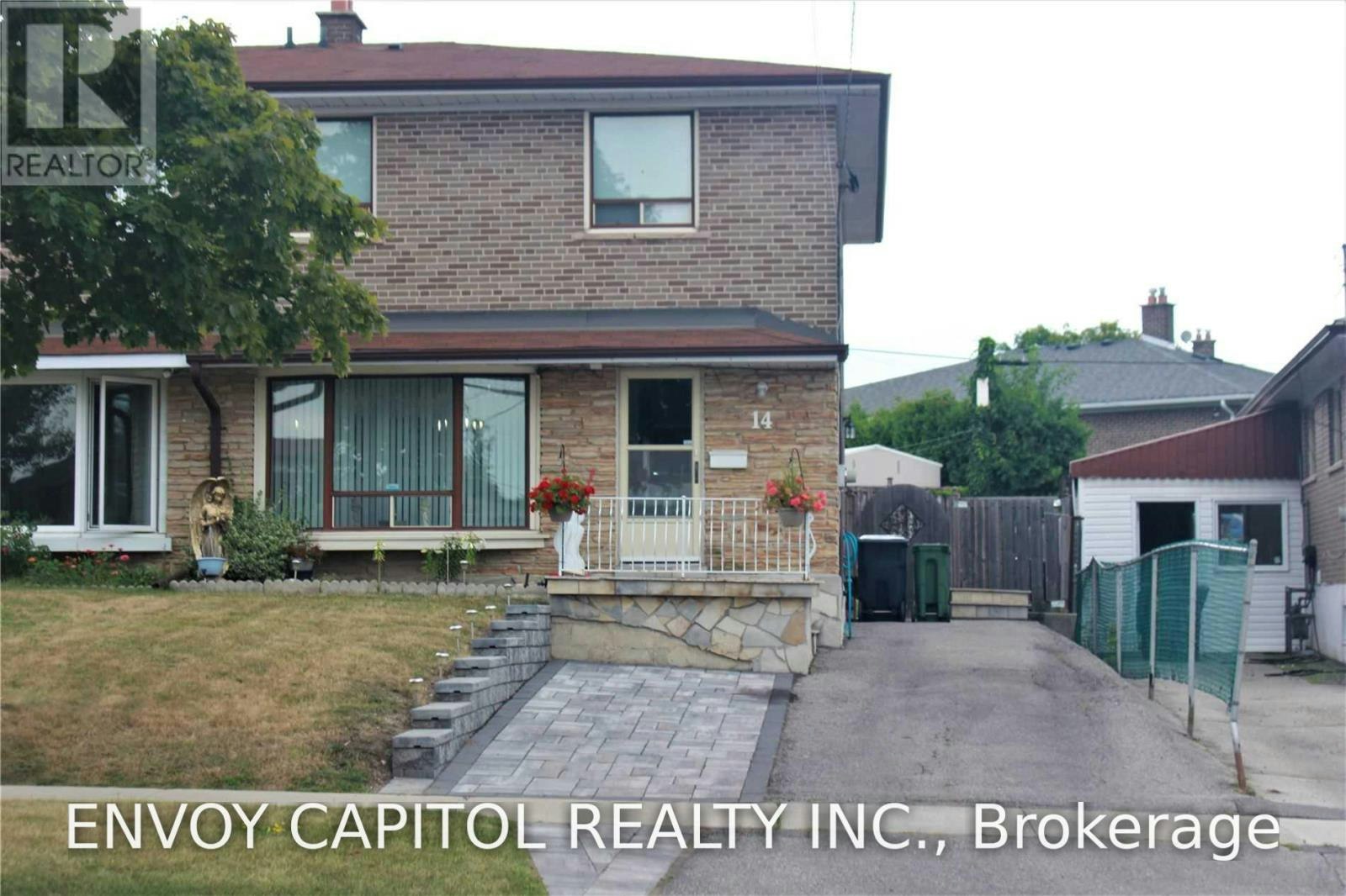 14 Faulkner Crescent, Toronto, ON, M9M 2C1