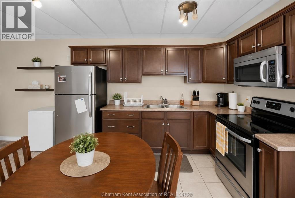 255B William Street South, Chatham-Kent, ON, N7M 4T2 - 4