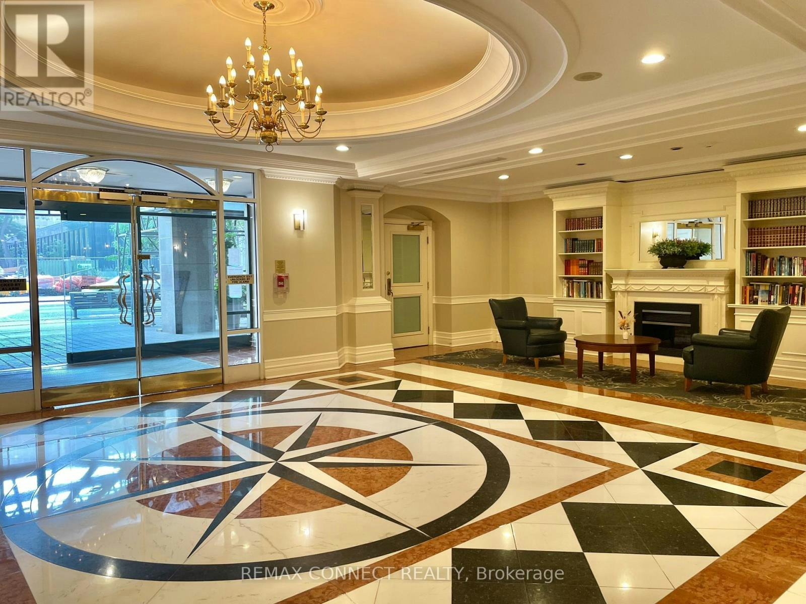 304 (2ND BR-889 Bay Street, Toronto, ON, M5S 3K5 - 3