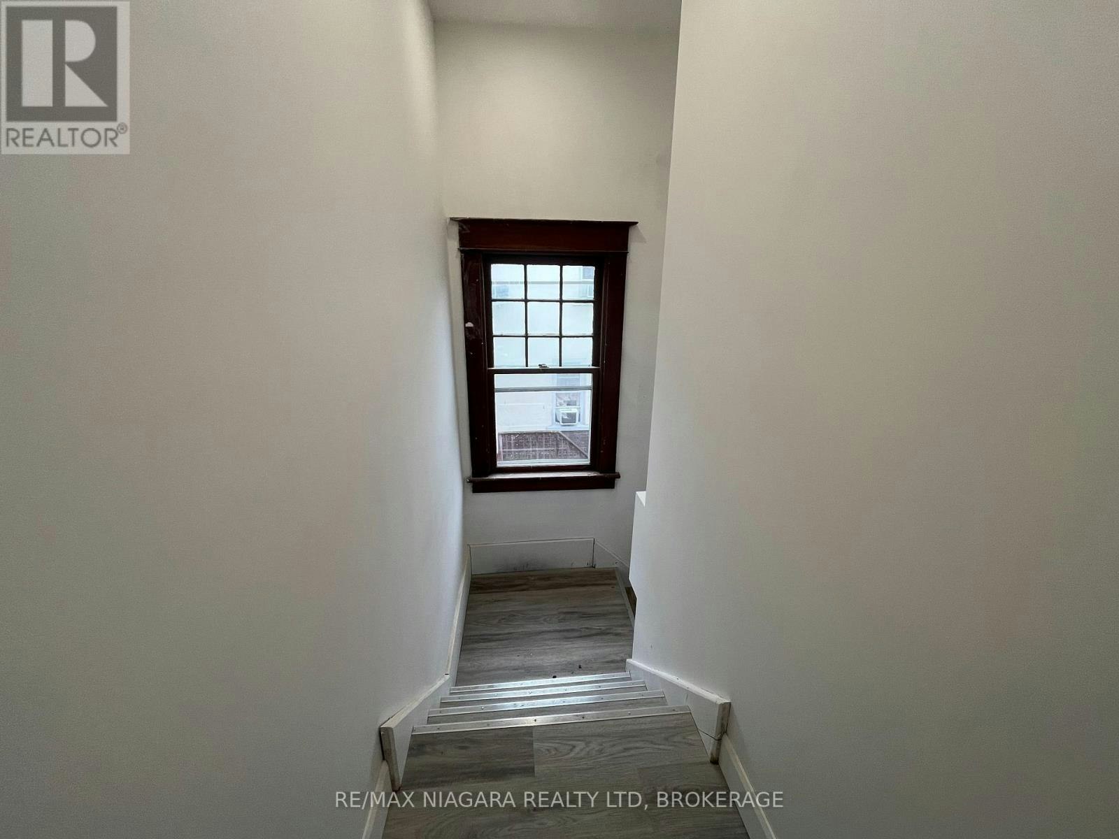 UPPER FRONT-243 Dufferin Street, Fort Erie, ON, L2A 2T7 - 17