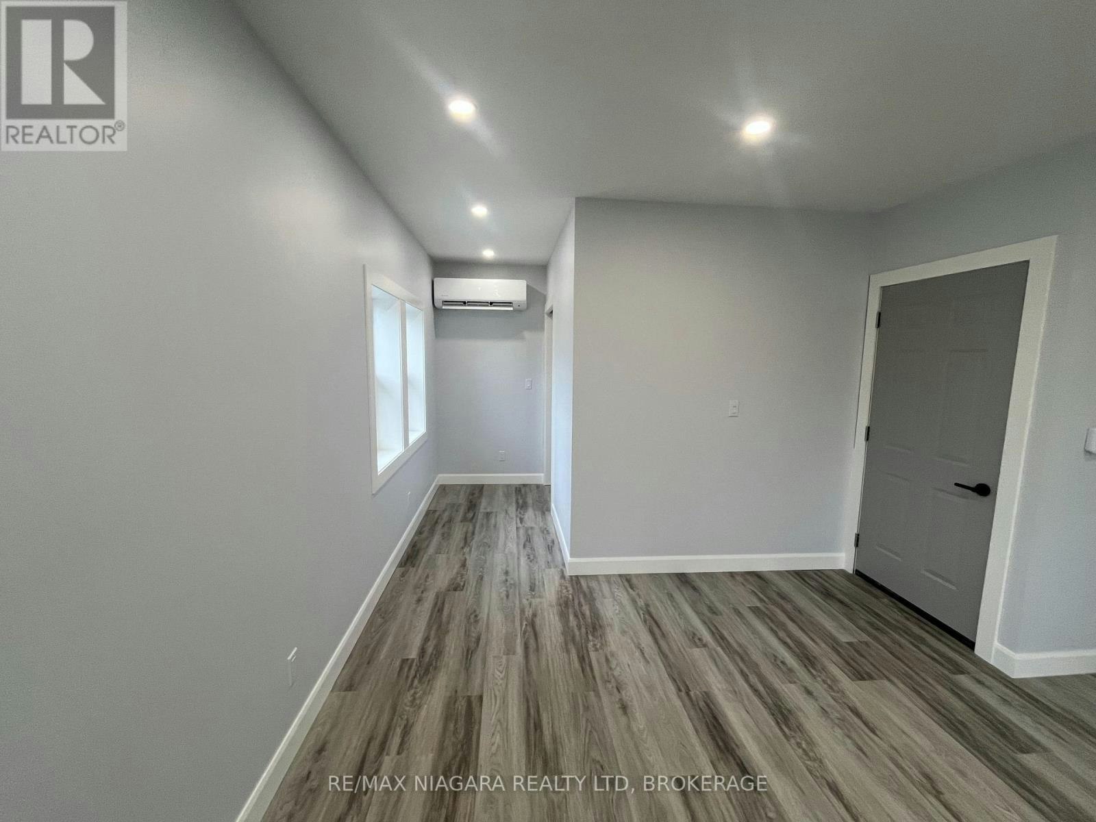 UPPER FRONT-243 Dufferin Street, Fort Erie, ON, L2A 2T7 - 9