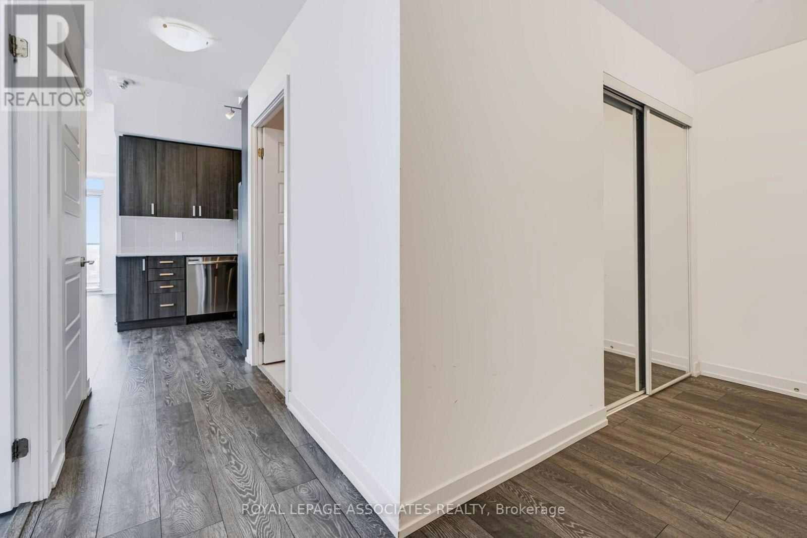 2302-1455 Celebration Drive, Pickering, ON, L1W 1L8 - 3
