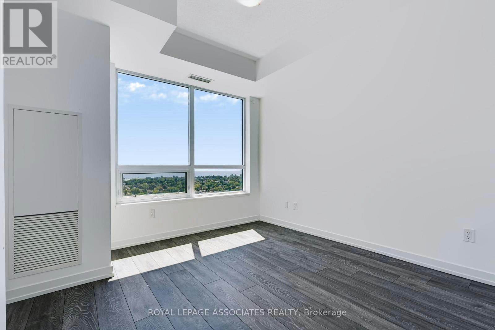 2302-1455 Celebration Drive, Pickering, ON, L1W 1L8 - 18