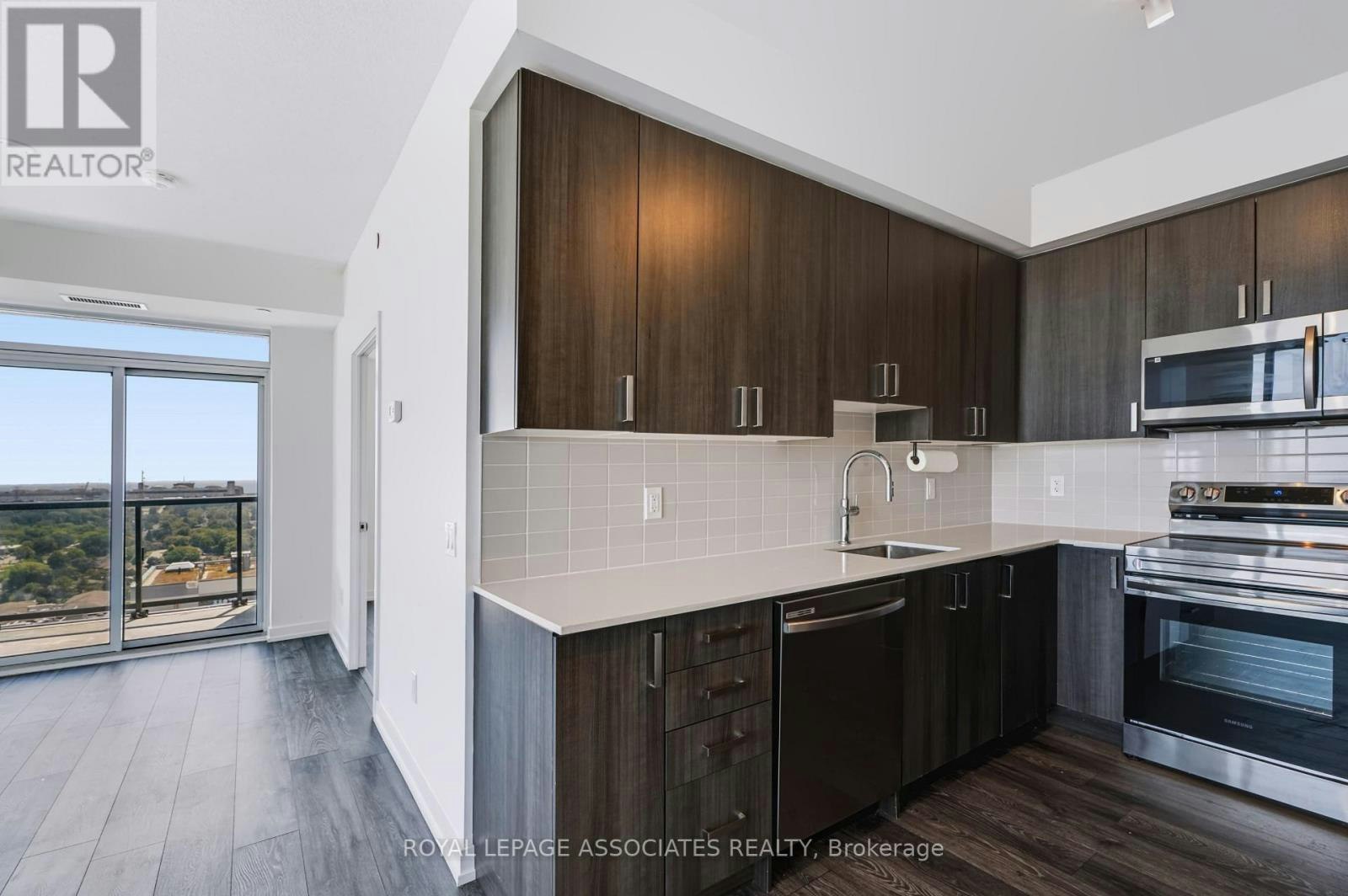 2302-1455 Celebration Drive, Pickering, ON, L1W 1L8 - 6