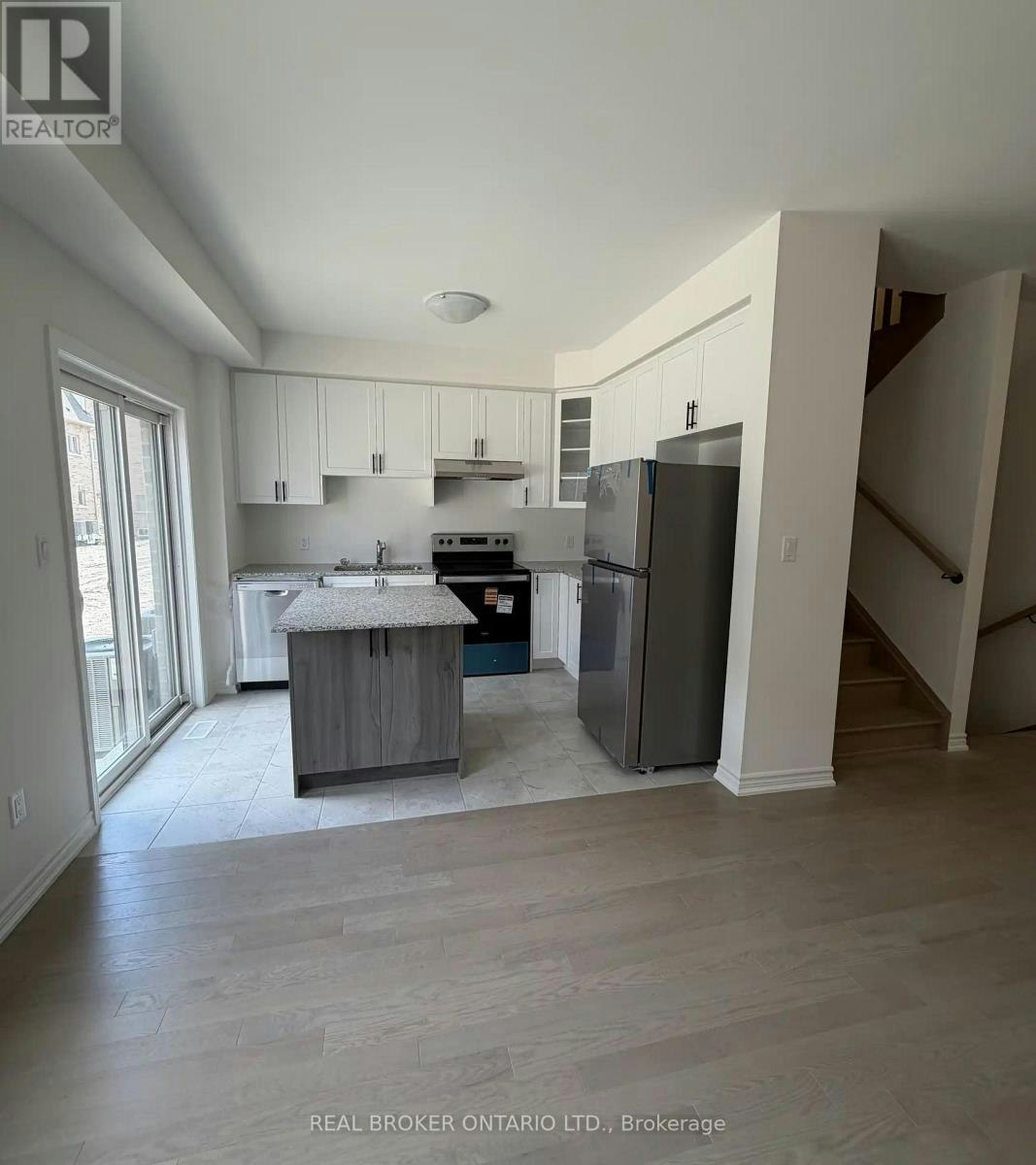 22 Brethet Heights, New Tecumseth, ON, L0G 1A0 - 4