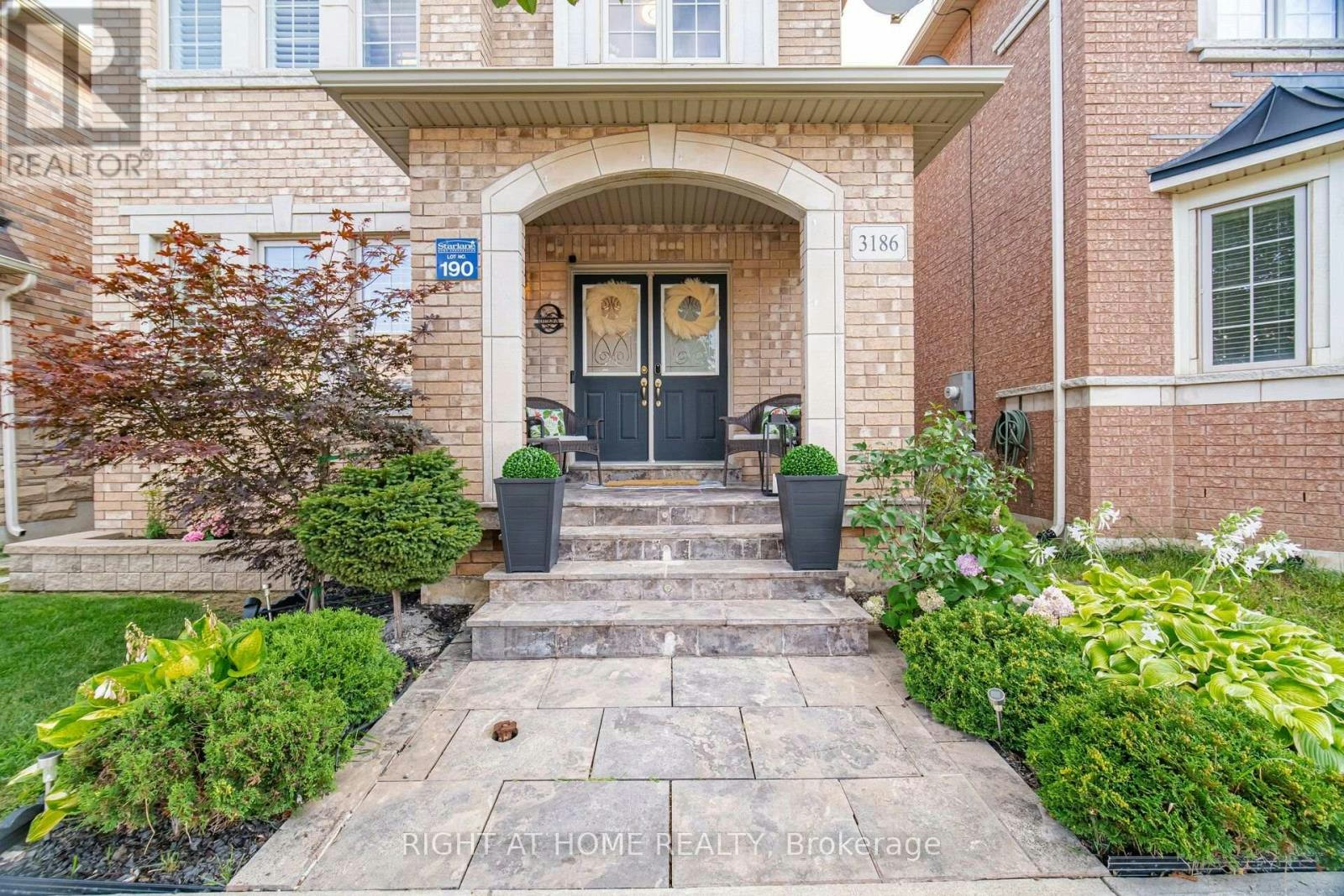 3186 Robert Brown Boulevard, Oakville, ON, L6M 0P2