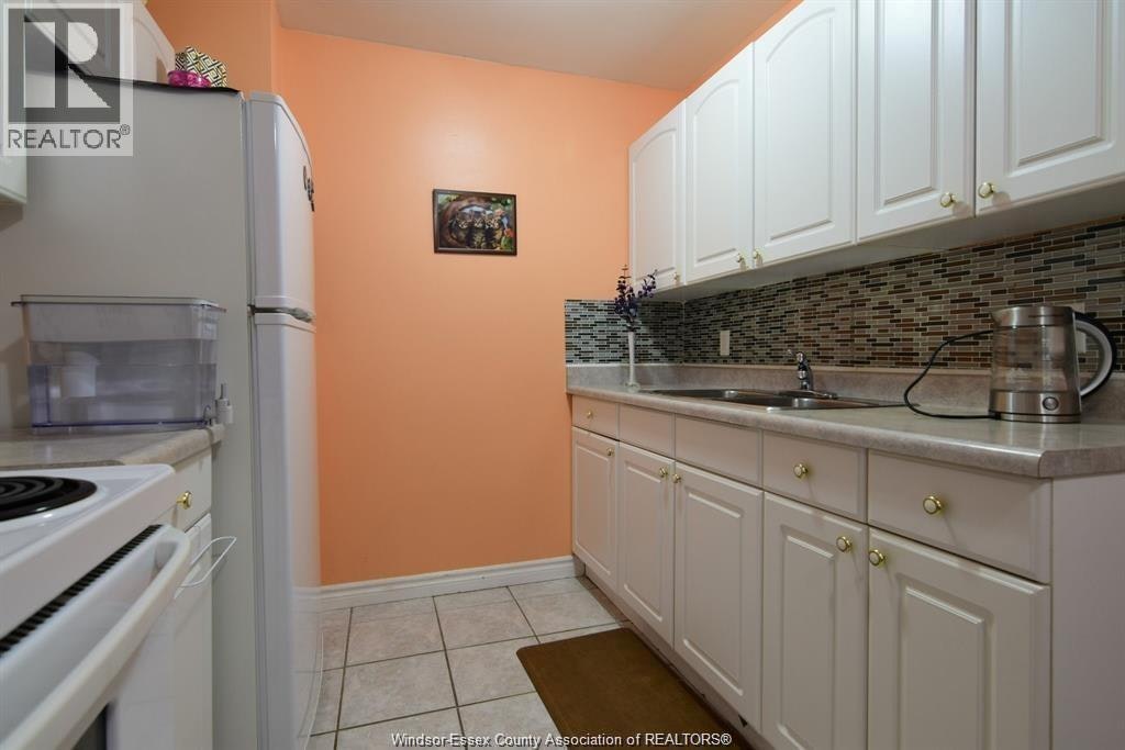 5468 Lassaline Avenue, Windsor, ON, N8T 1A9 - 8