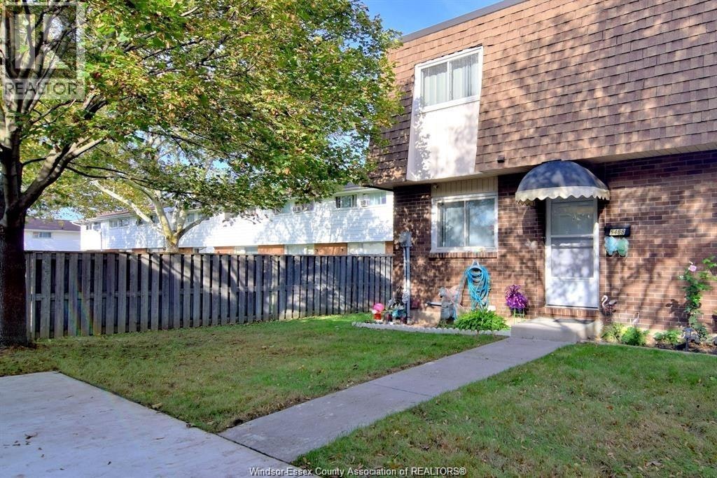 5468 Lassaline Avenue, Windsor, ON, N8T 1A9