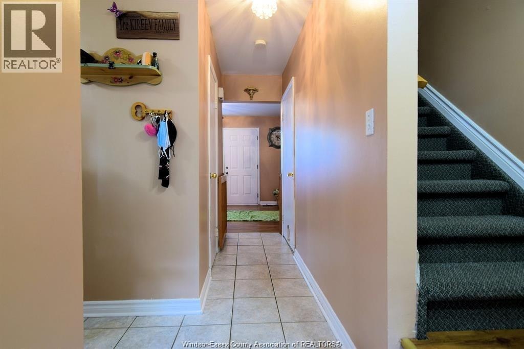 5468 Lassaline Avenue, Windsor, ON, N8T 1A9 - 4