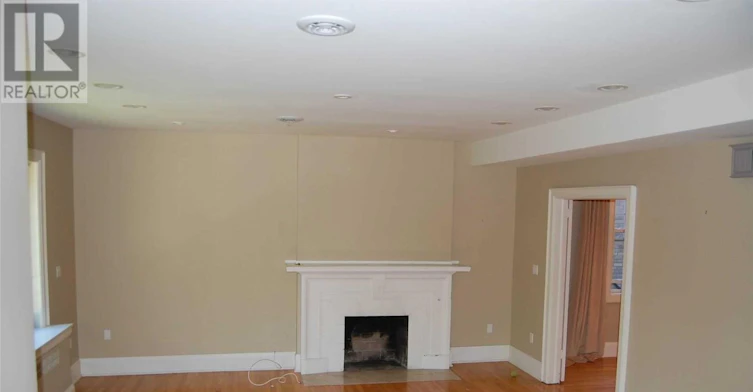 UPPER-39 Whitehall Road, Toronto, ON, M4W 2C5 - 4
