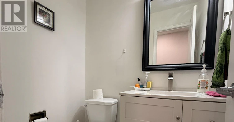 50 Shootfield Crescent, Toronto, ON, M1S 4E2 - 4