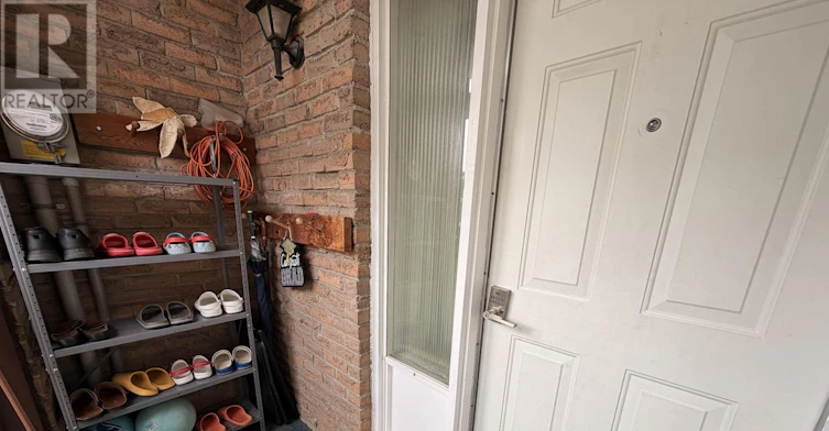 50 Shootfield Crescent, Toronto, ON, M1S 4E2 - 3