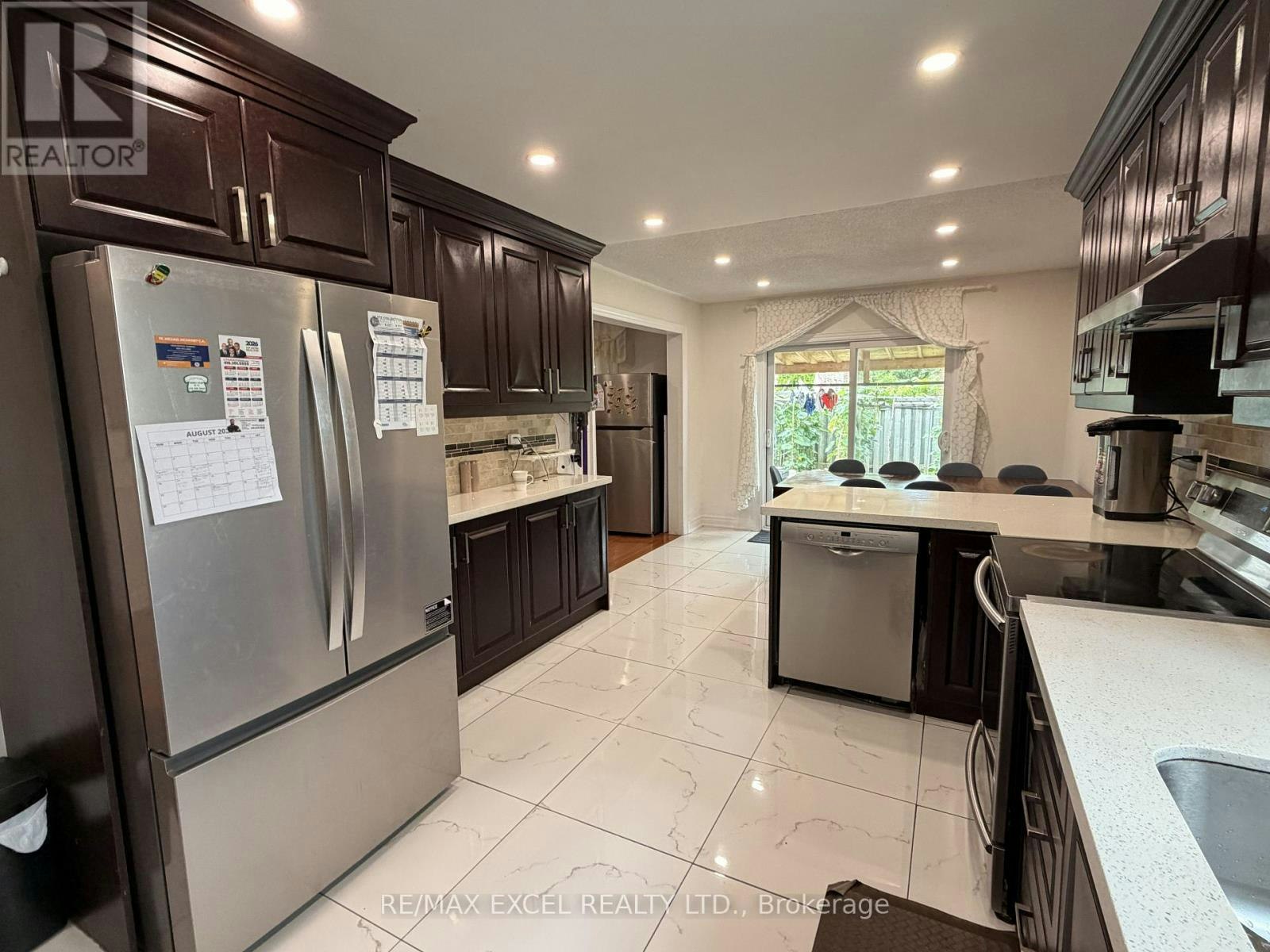 50 Shootfield Crescent, Toronto, ON, M1S 4E2 - 9