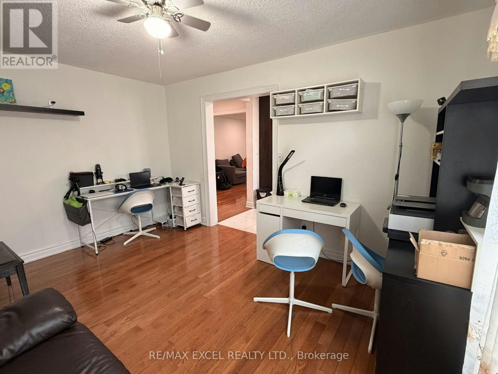 50 Shootfield Crescent, Toronto, ON, M1S 4E2 - 12