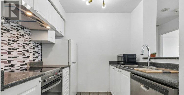 2301-1 Lee Centre Drive, Toronto, ON, M1H 3J2 - 12