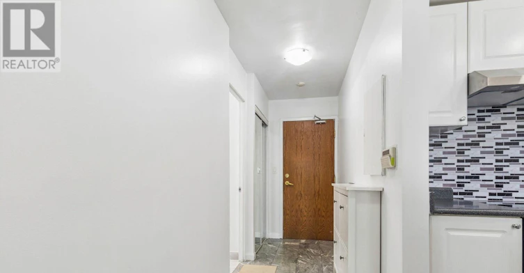 2301-1 Lee Centre Drive, Toronto, ON, M1H 3J2 - 9