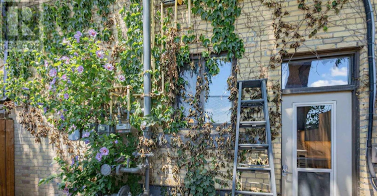 123-347 Sorauren Avenue, Toronto, ON, M6R 2G5 - 24
