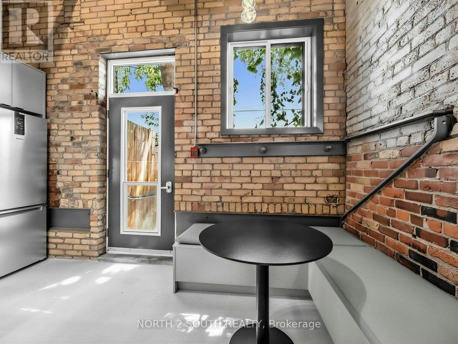 123-347 Sorauren Avenue, Toronto, ON, M6R 2G5 - 15