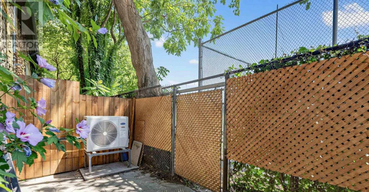 123-347 Sorauren Avenue, Toronto, ON, M6R 2G5 - 23