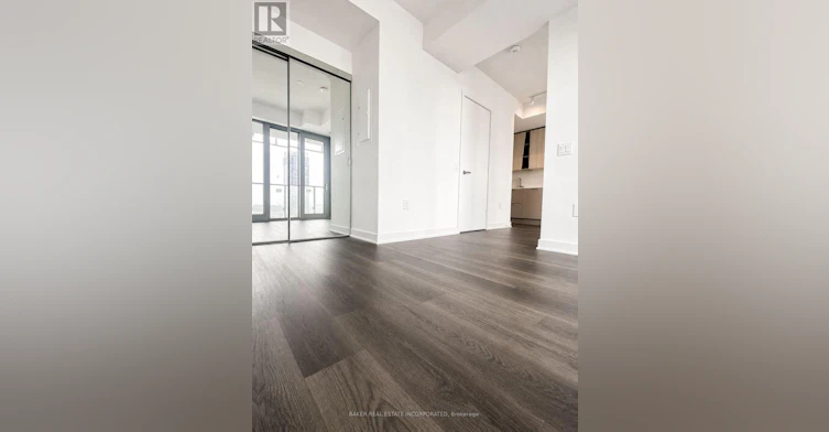 2108-3900 Confederation Parkway, Mississauga, ON, L5B 0M3 - 4