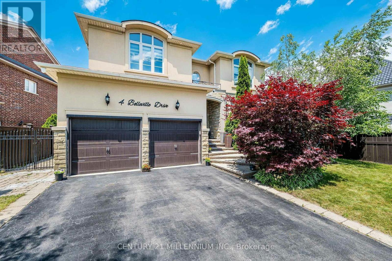 4 Belleville Drive, Brampton, ON, L6P 1V7