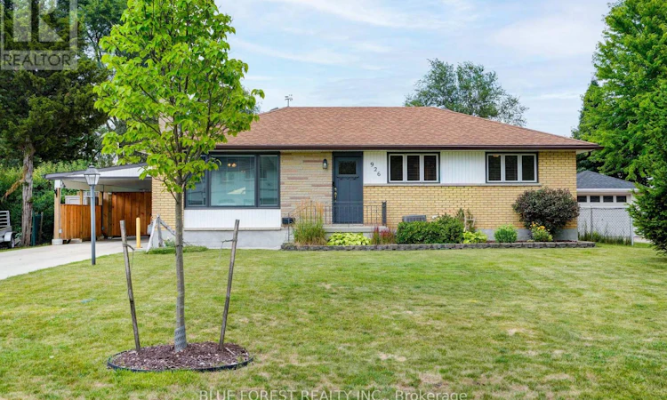926 Eagle Crescent