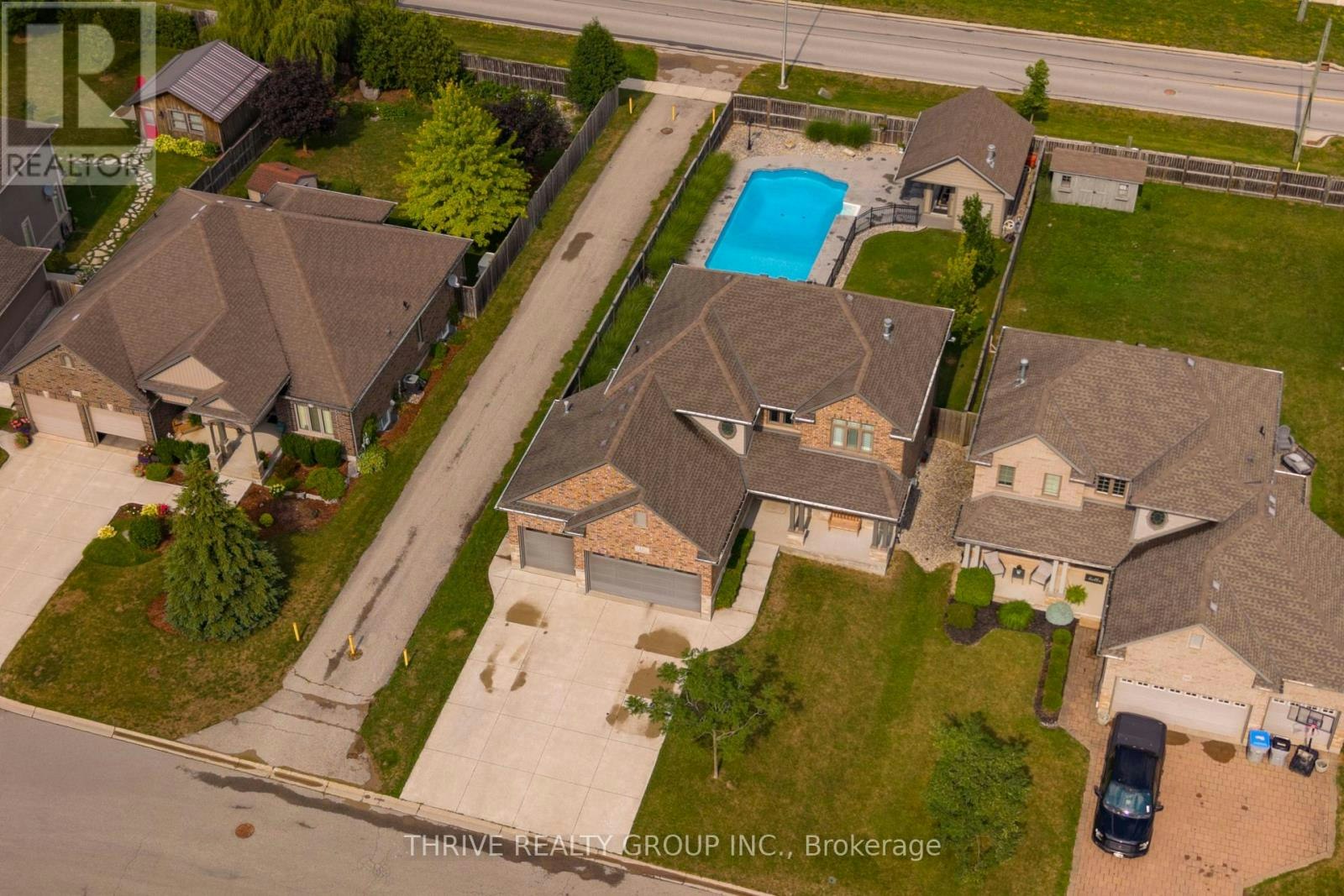 12 Ashwood Crescent, Komoka, ON, N0M 2A0 - 3