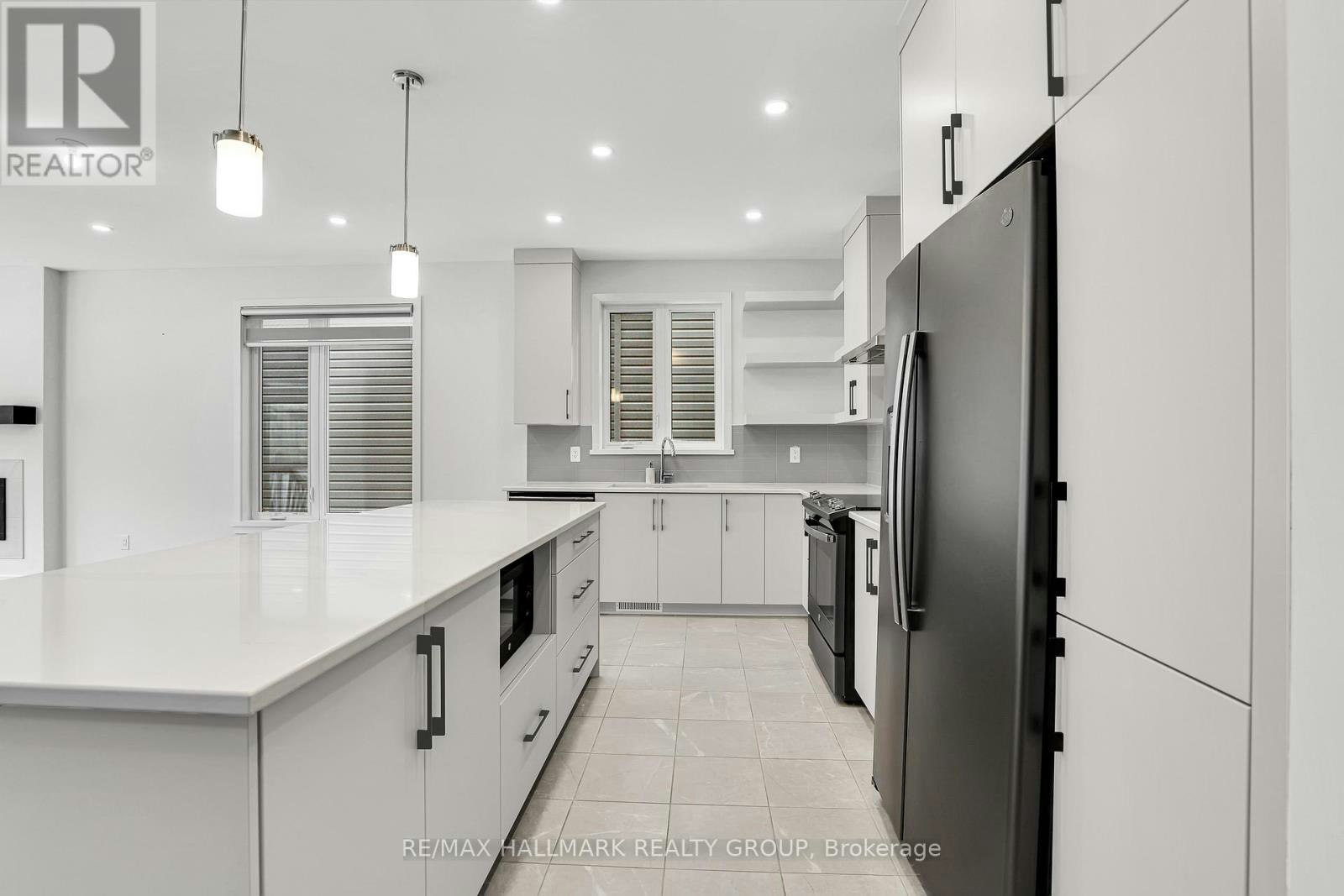 441 Turmeric Court, Ottawa, ON, K2S 2X8 - 11