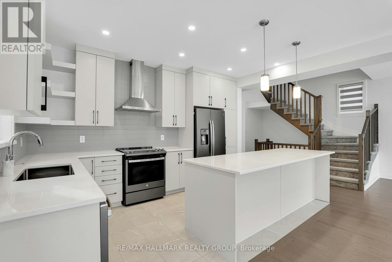 441 Turmeric Court, Ottawa, ON, K2S 2X8 - 10
