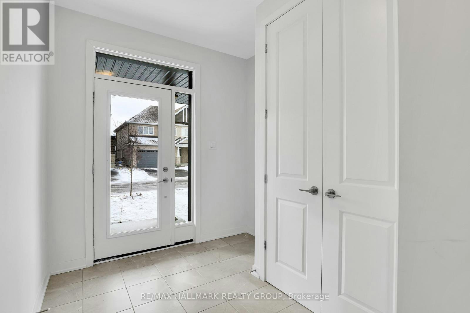 441 Turmeric Court, Ottawa, ON, K2S 2X8 - 3