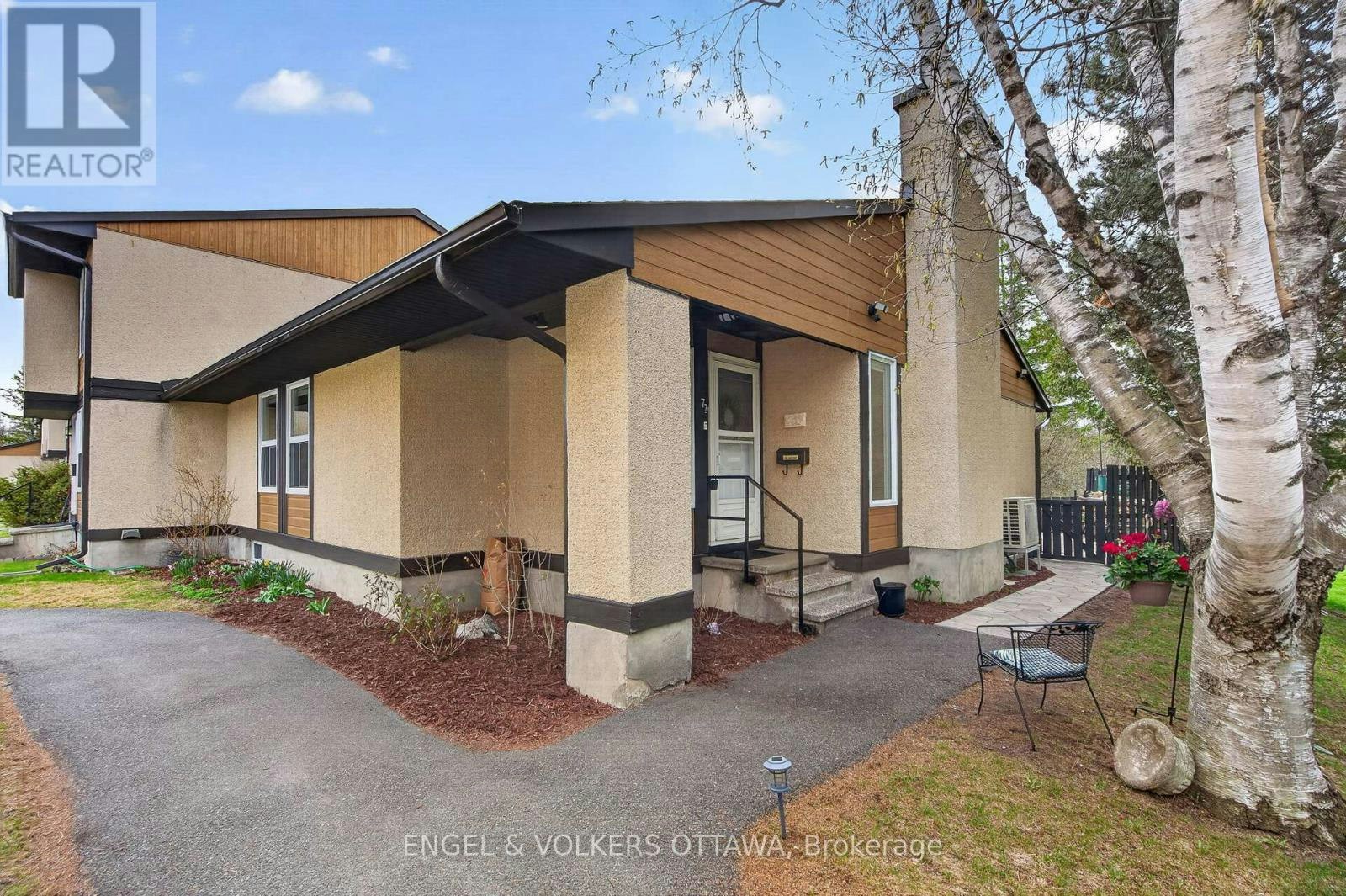 77-3344 Uplands Drive, Ottawa, ON, K1V 9R9