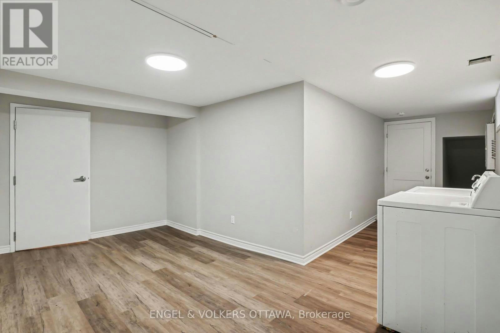 524 Penhill Avenue, Ottawa, ON, K1G 0V6 - 15