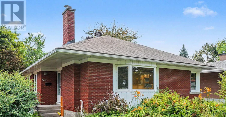 524 Penhill Avenue, Ottawa, ON, K1G 0V6