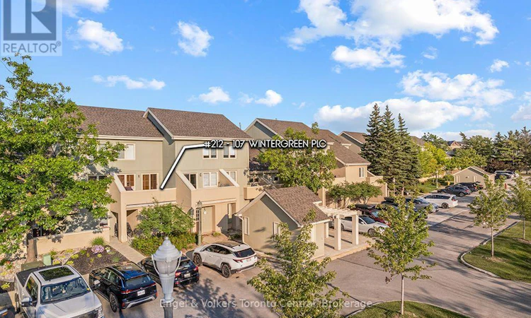 212-107 Wintergreen Place