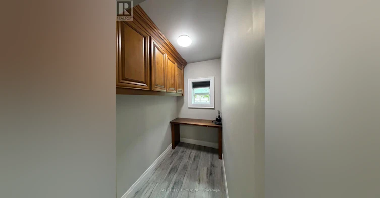 MAIN And Lower 33 Dalton Road, Toronto, ON, M5R 2Y8 - 8