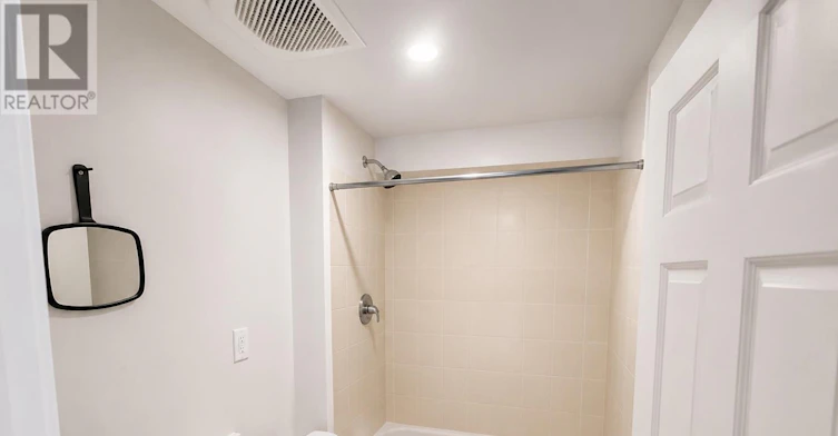 MAIN And Lower 33 Dalton Road, Toronto, ON, M5R 2Y8 - 6