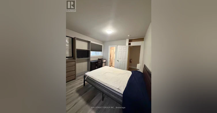 MAIN And Lower 33 Dalton Road, Toronto, ON, M5R 2Y8 - 7