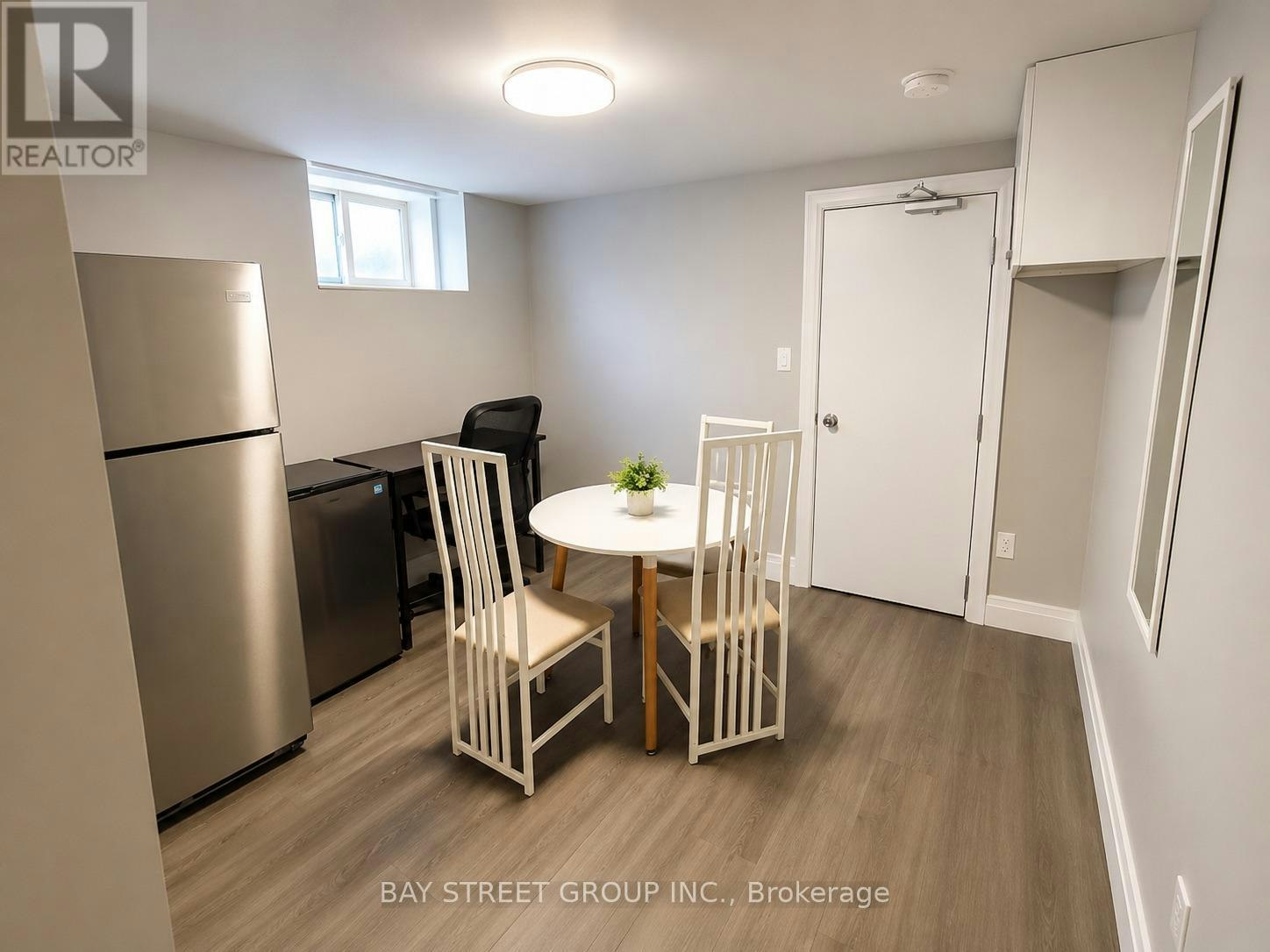 MAIN And Lower 33 Dalton Road, Toronto, ON, M5R 2Y8 - 3