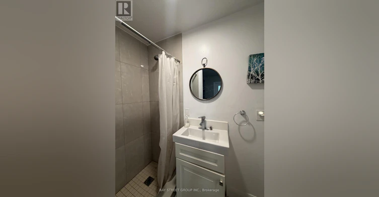 MAIN And Lower 33 Dalton Road, Toronto, ON, M5R 2Y8 - 9