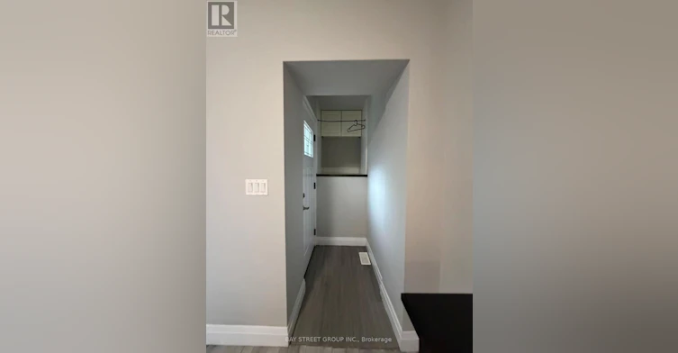 MAIN And Lower 33 Dalton Road, Toronto, ON, M5R 2Y8 - 4