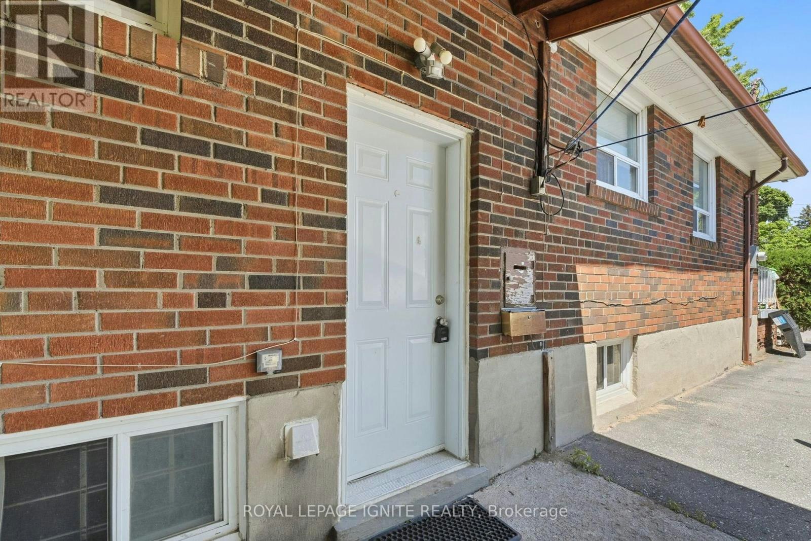 BSMT-18 Gloaming Drive, Toronto, ON, M1E 2Z3 - 3