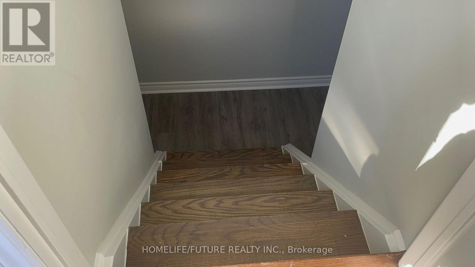 BSMT-2 Hoover Park Drive, Whitchurch-Stouffville, ON, L4A 1S1 - 7