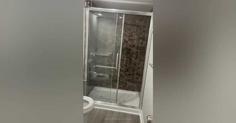 BSMT-2 Hoover Park Drive, Whitchurch-Stouffville, ON, L4A 1S1 - 3