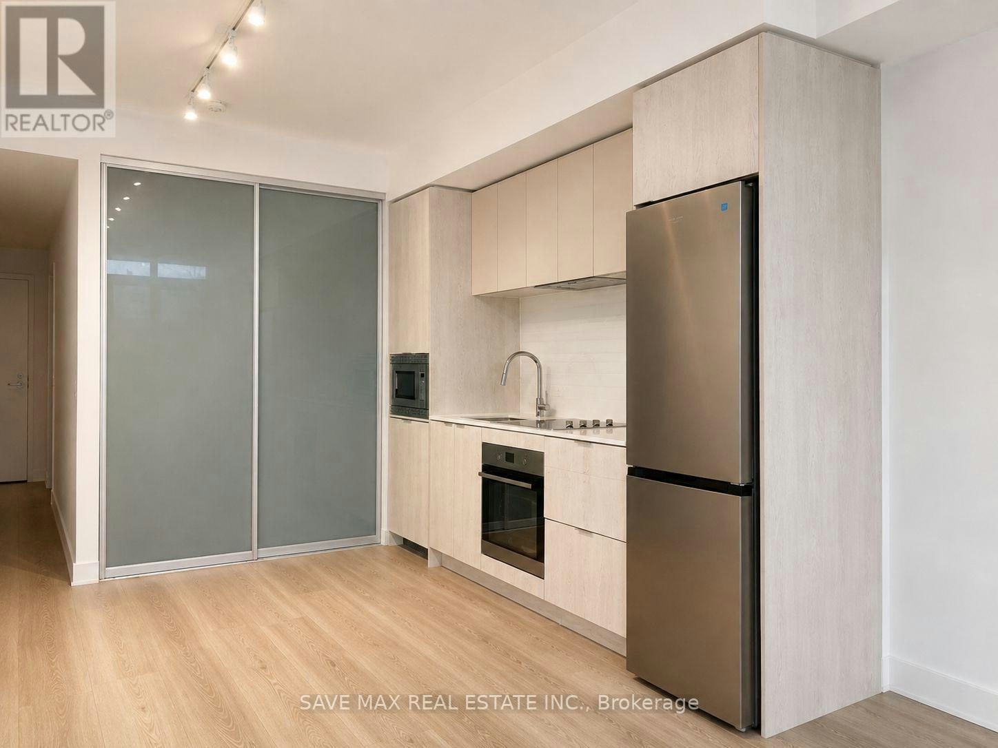 1410-86 Dundas Street E, Mississauga, ON, L5A 1W4 - 2