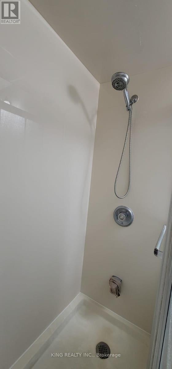 13 Brookland Drive W, Brampton, ON, L6T 2M4 - 11