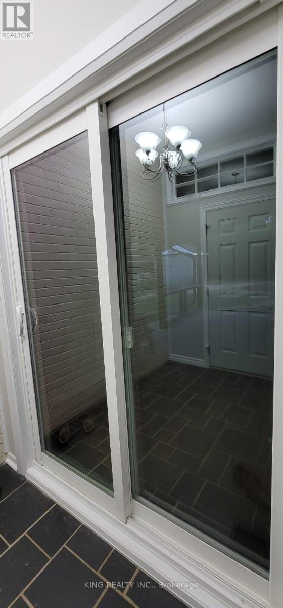 13 Brookland Drive W, Brampton, ON, L6T 2M4 - 6