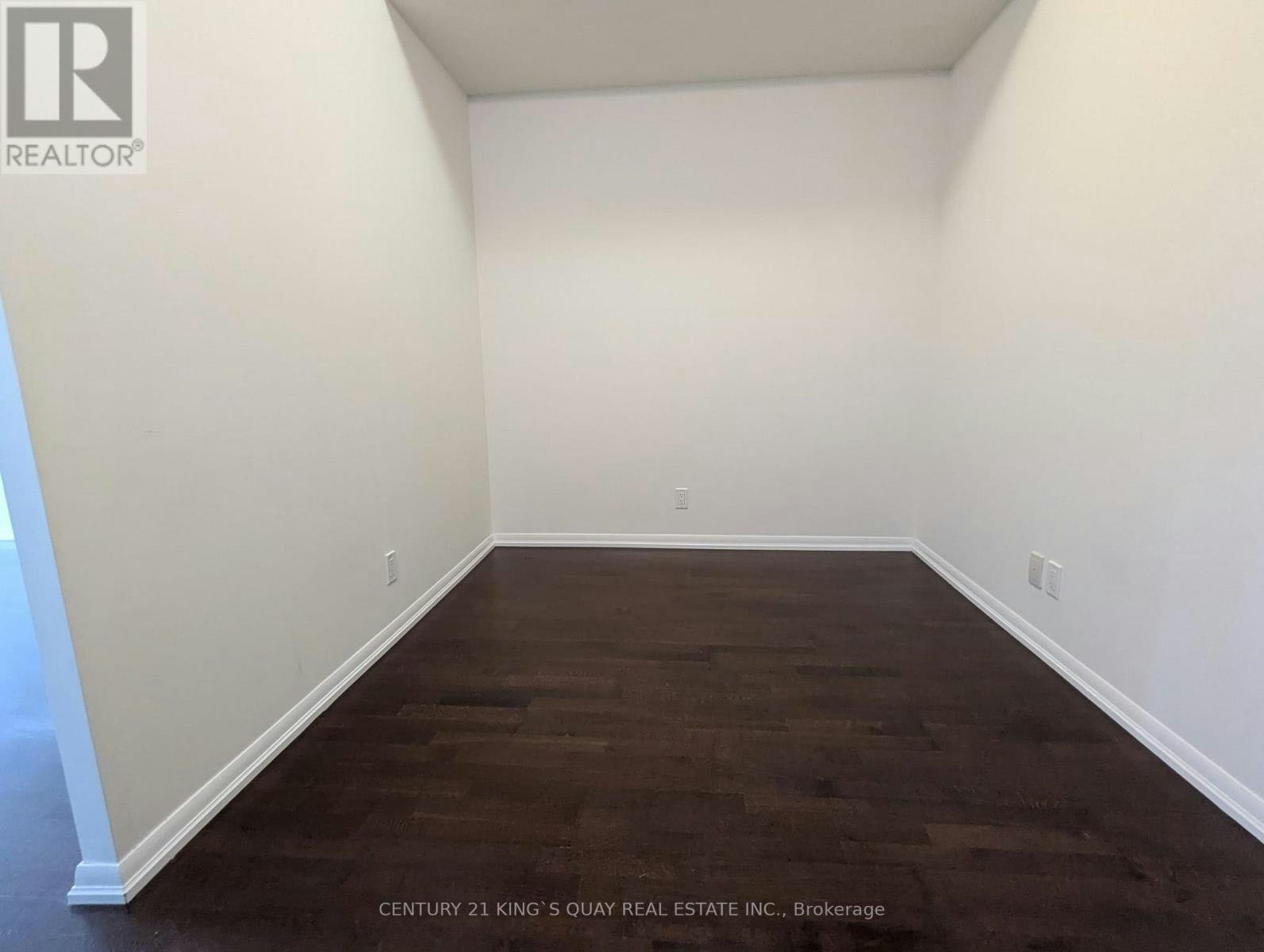 906-832 Bay Street, Toronto, ON, M5S 1Z6 - 9