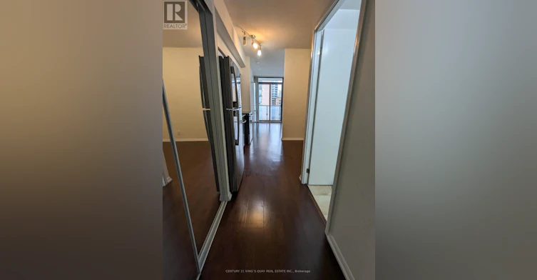 906-832 Bay Street, Toronto, ON, M5S 1Z6 - 11