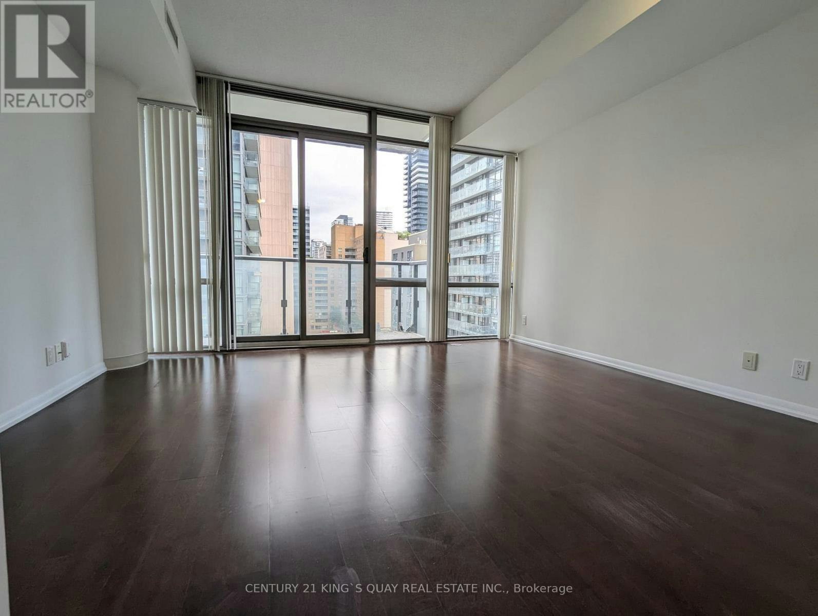906-832 Bay Street, Toronto, ON, M5S 1Z6 - 3