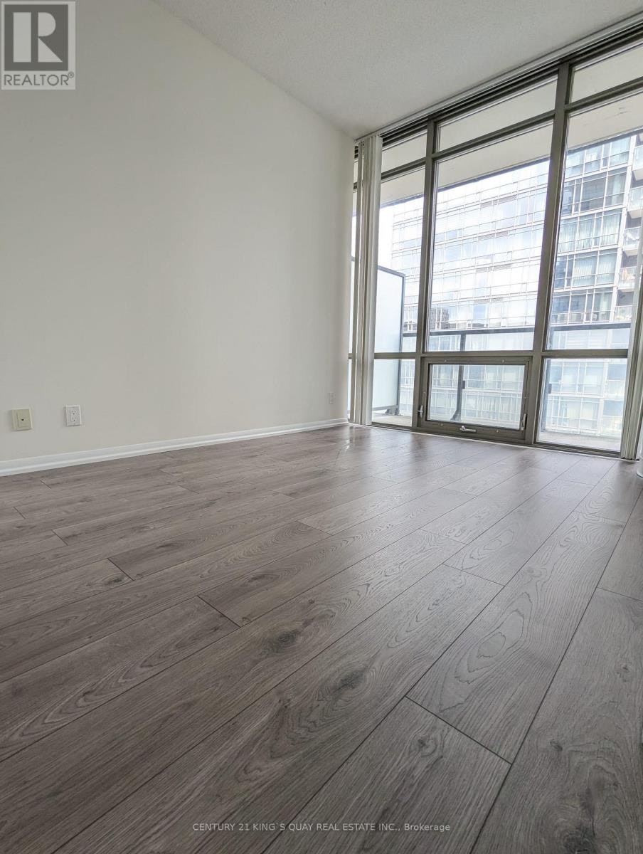 906-832 Bay Street, Toronto, ON, M5S 1Z6 - 7